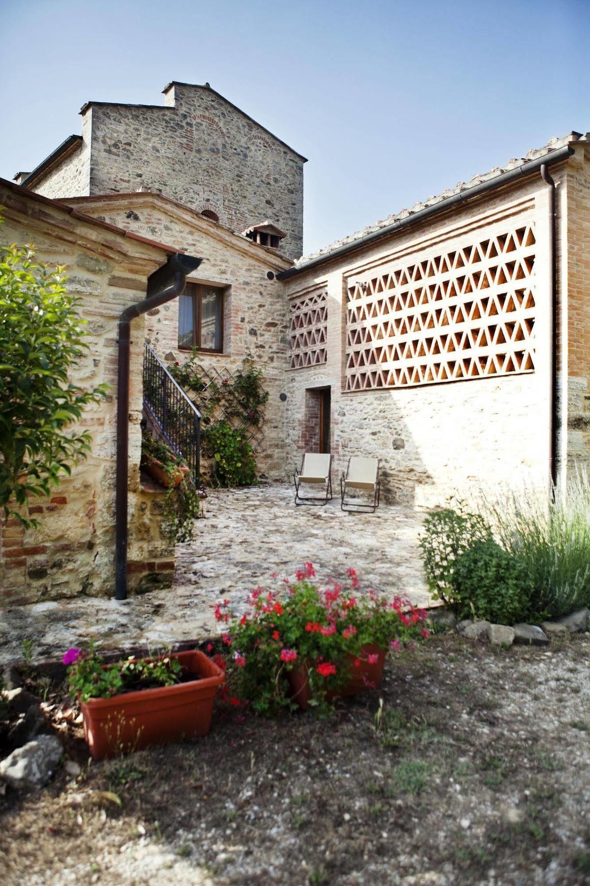 Agriturismo Tenuta Armaiolo Rapolano Terme Luaran gambar